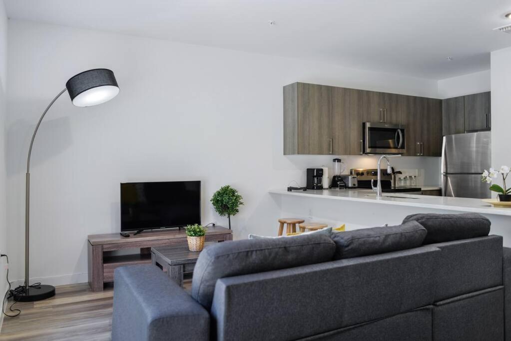 Awesome Townhouse 15 Minutes From The Beach Miami Exterior foto